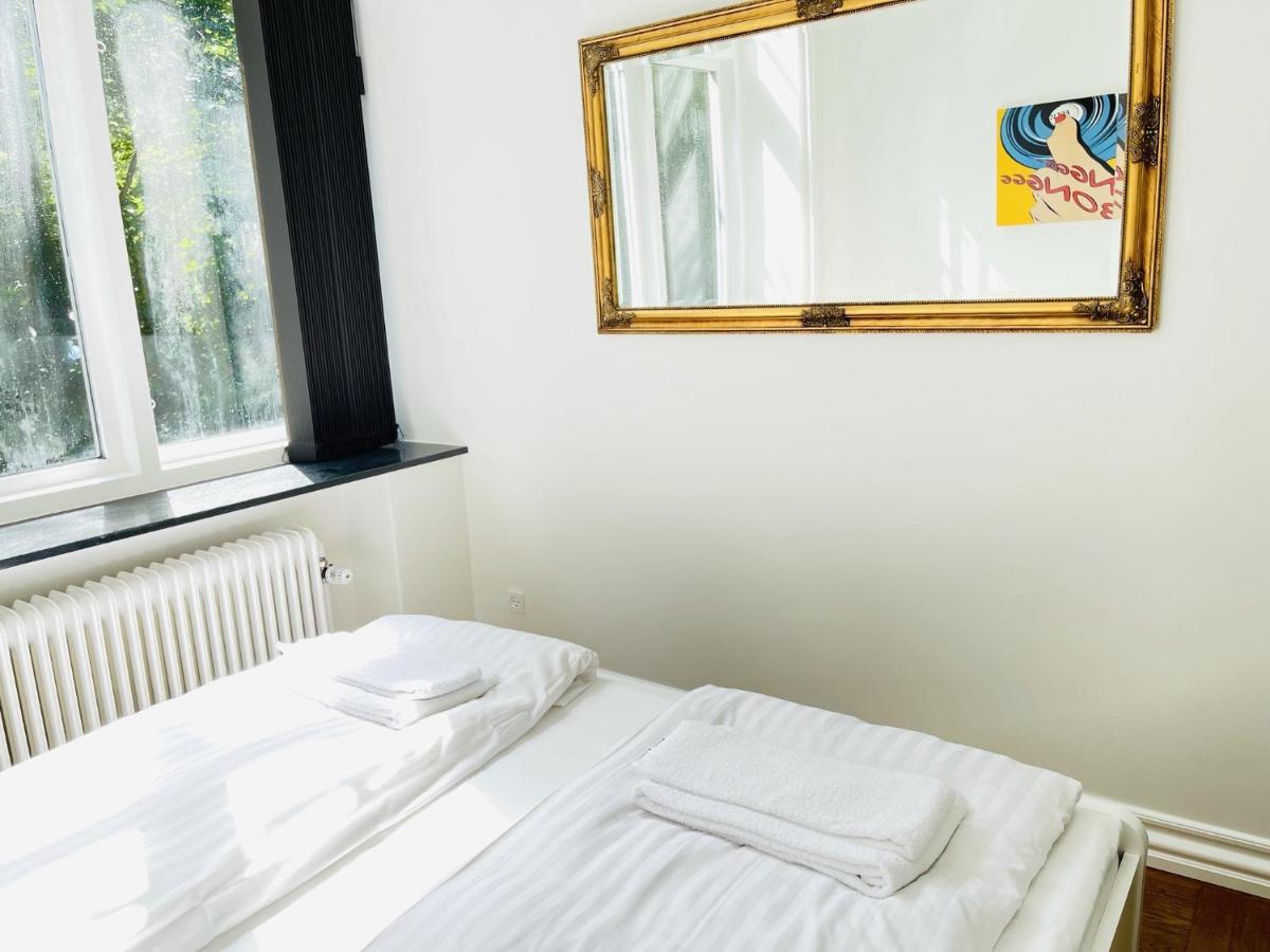 Aday - Aalborg Mansion - Open Bright Apartment With Garden ภายนอก รูปภาพ