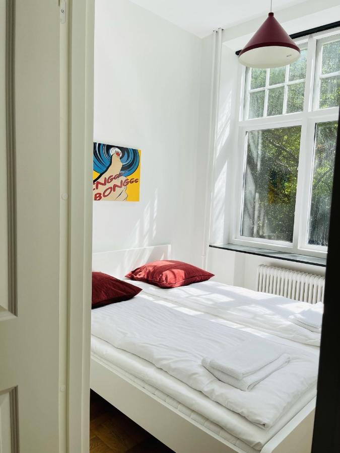Aday - Aalborg Mansion - Open Bright Apartment With Garden ภายนอก รูปภาพ